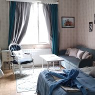 Blue room (triple room with double bed)